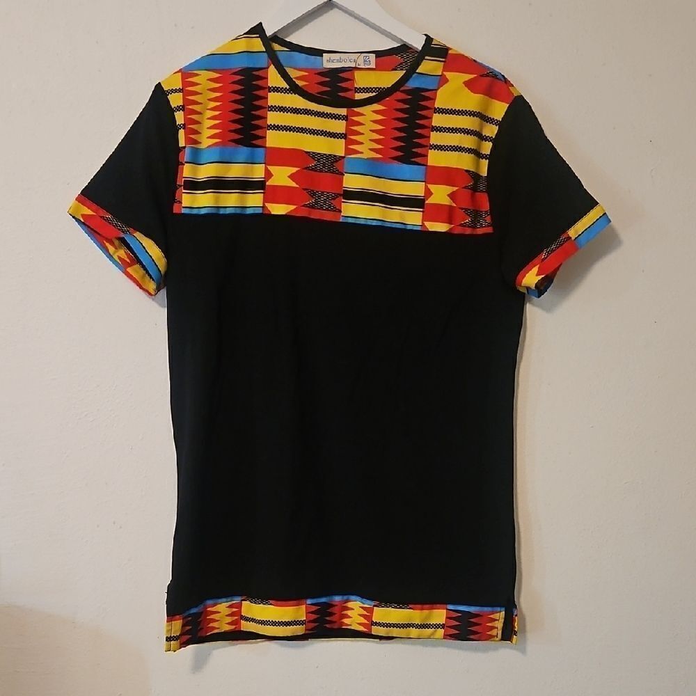 SHENBOLEN  Colorful Patterned Black T-Shirt